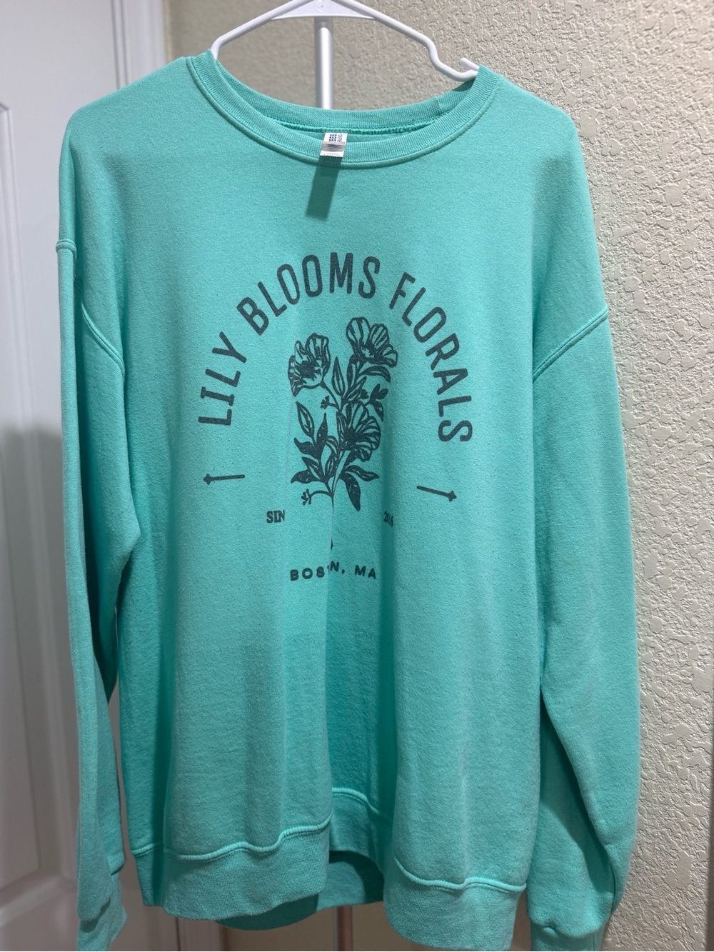 Jerzees Teal Floral Graphic Crewneck